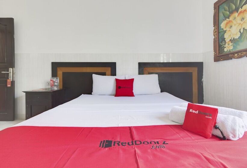 Quarto Deluxe, Reddoorz Near Stadion Kompyang Sujana Bali