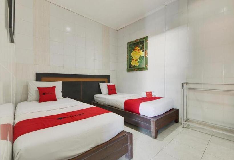 스탠다드 룸, Reddoorz Near Stadion Kompyang Sujana Bali