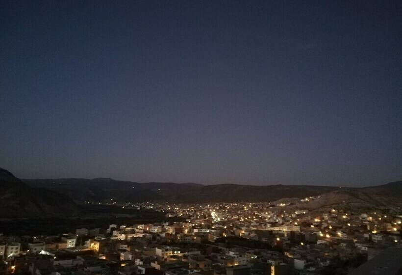 اتاق عادی, Ab House