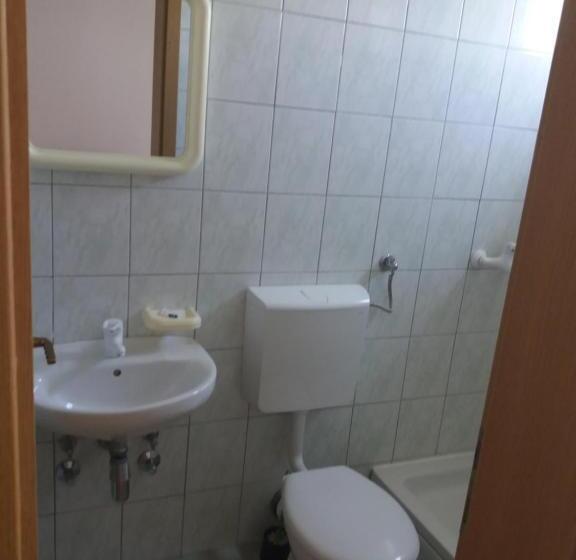 اتاق استاندارد یک نفره, Guest House Janja Ostojic