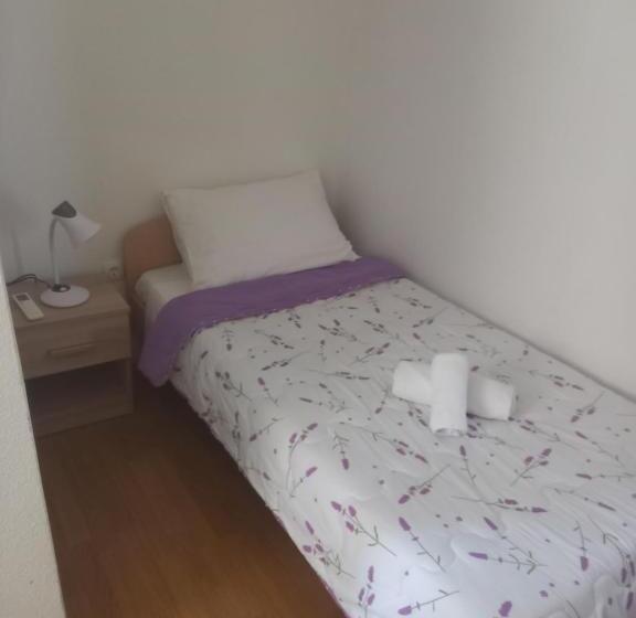 اتاق استاندارد یک نفره, Guest House Janja Ostojic