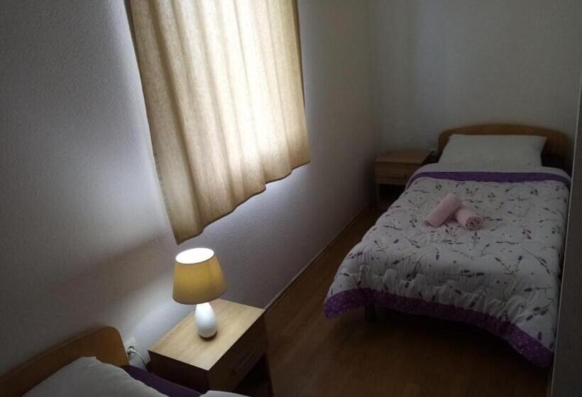 اتاق استاندارد, Guest House Janja Ostojic