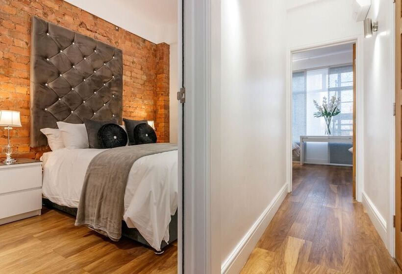 Suíte Vista Cidade, Swan Street Townhouse Hot Tub & Roof Terrace