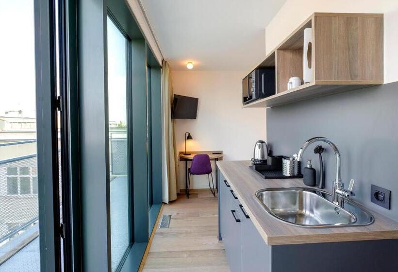 Апартаменты 1 Спальня, Go Hotel City