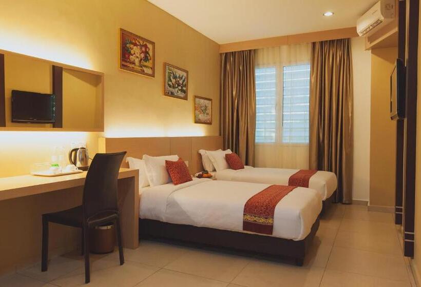 اتاق سوپریور, Paragon Lutong