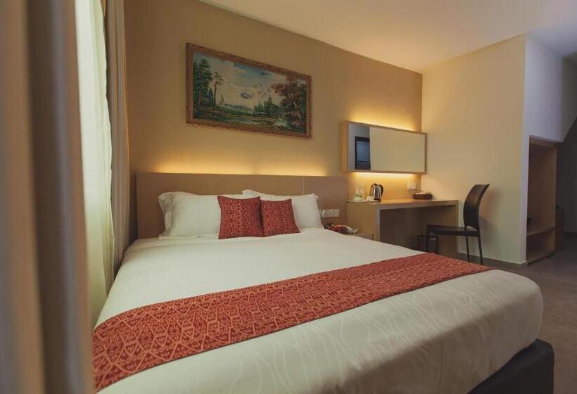 اتاق سوپریور, Paragon Lutong