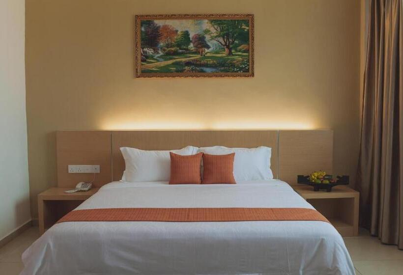 سوییت, Paragon Lutong