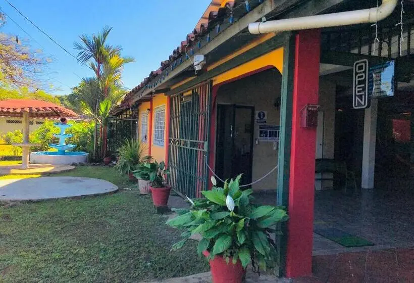 اتاق اکونومی, Black Lion Inn