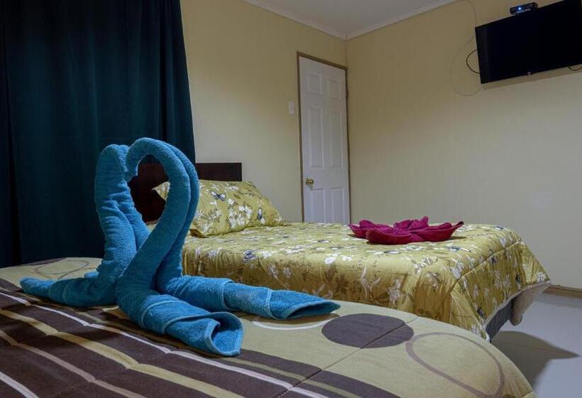 标准三人间, Hostal Beatriz Taltal