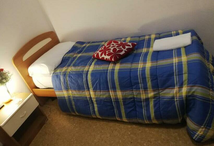 חדר סטנדרד יחיד חדר אמבטיה משותף, Venice Star House