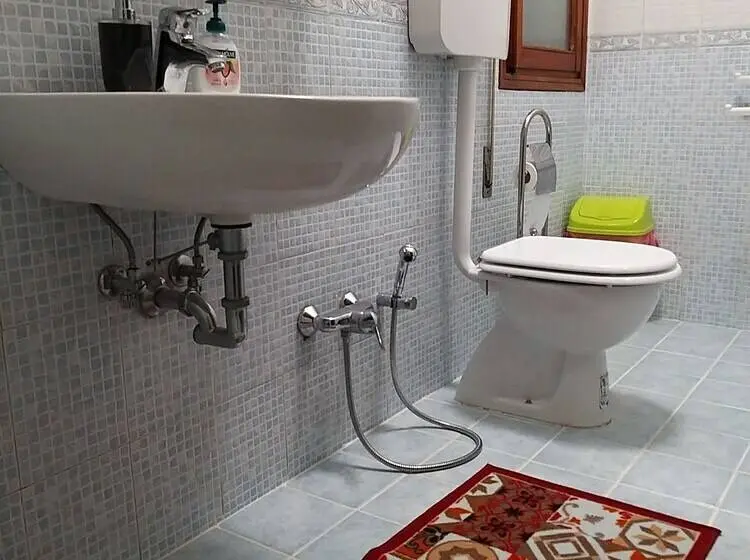 バスルーム共有のシングルスタンダード, Venice Star House
