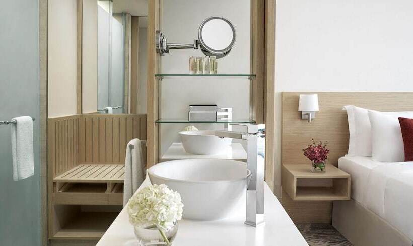 Номер Executive, Avani Ibn Battuta Dubai