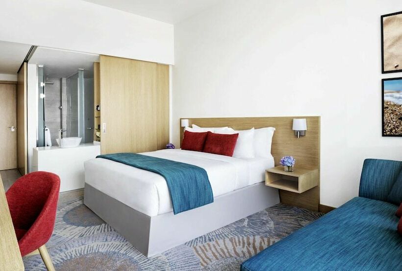 Номер Executive, Avani Ibn Battuta Dubai