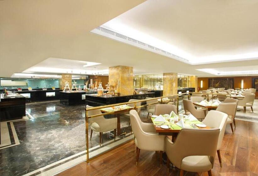 اتاق استاندارد با تخت بزرگ, Holiday Inn Dhaka City Centre By Ihg