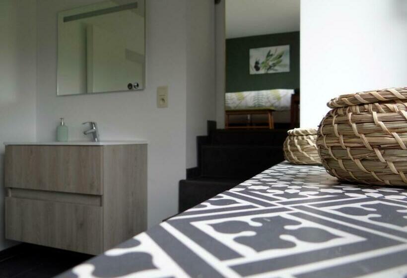 スタンダードルーム, Au Mas De Mont