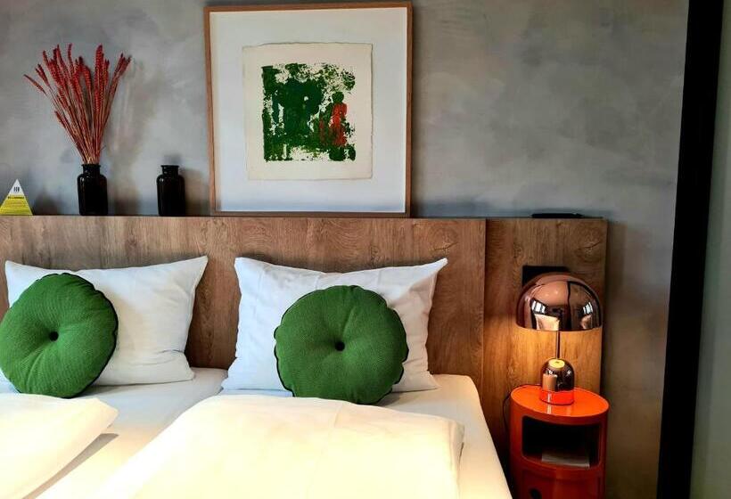 标准间, Koncept Hotel International