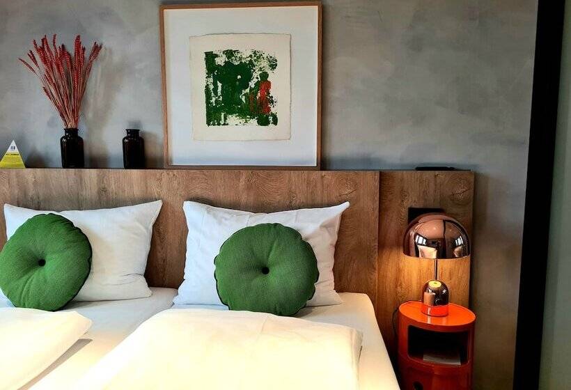标准间, Koncept Hotel International