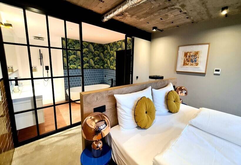 标准间, Koncept Hotel International