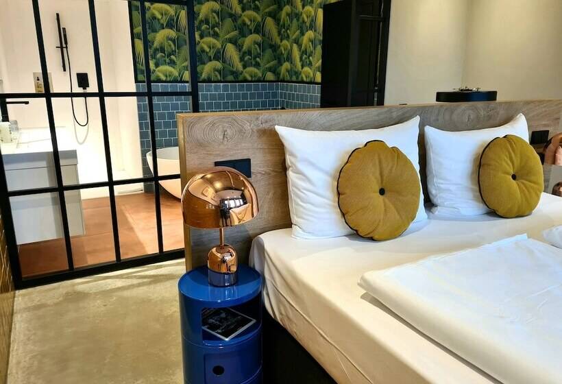 اتاق استاندارد, Koncept Hotel International