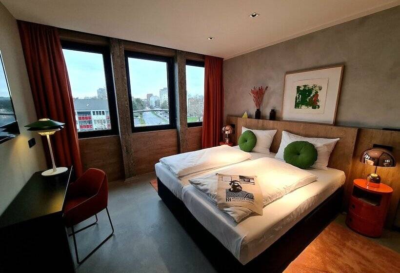标准间, Koncept Hotel International