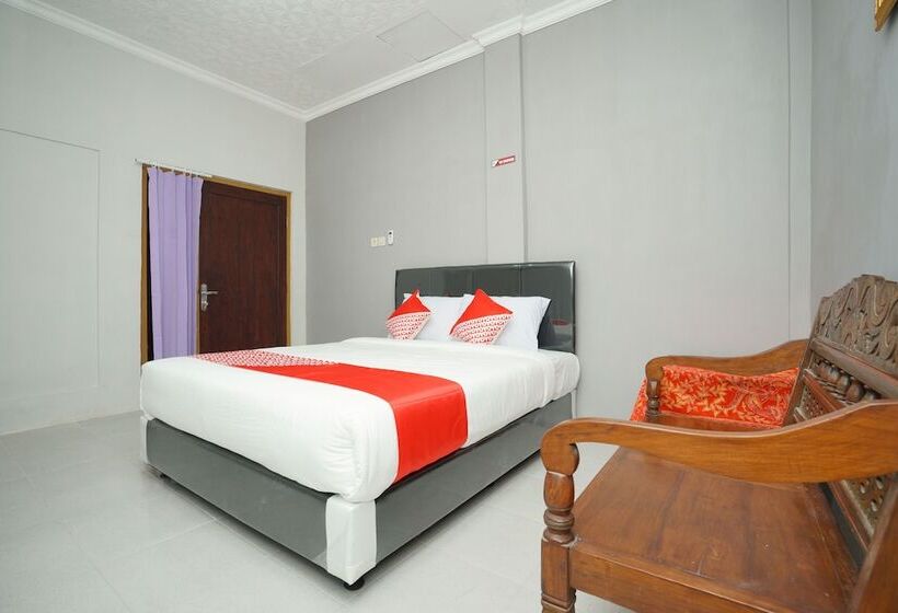 Номер Deluxe, Nindy Homestay By Oyo Rooms