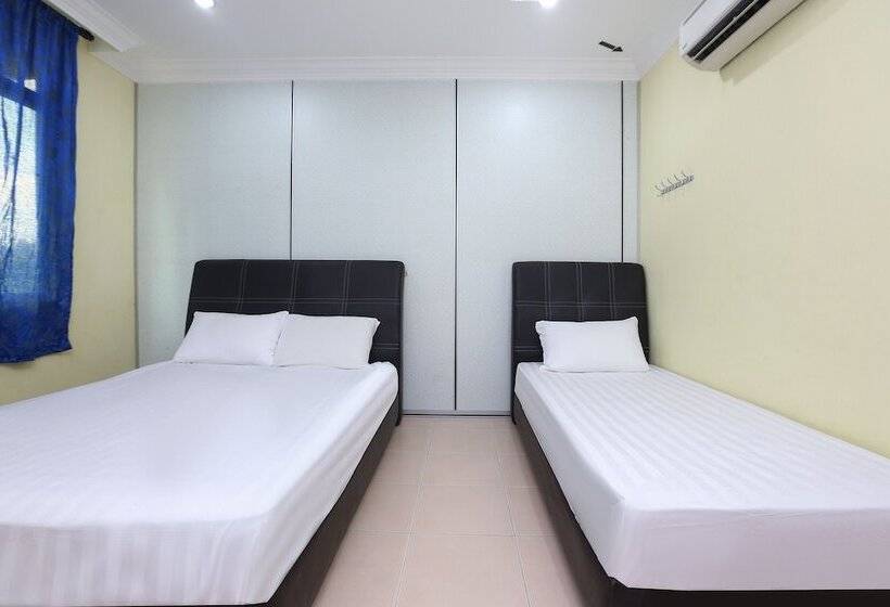 اتاق استاندارد سه نفره, Spot On 89857 Azra Inn Rumah Tumpangan