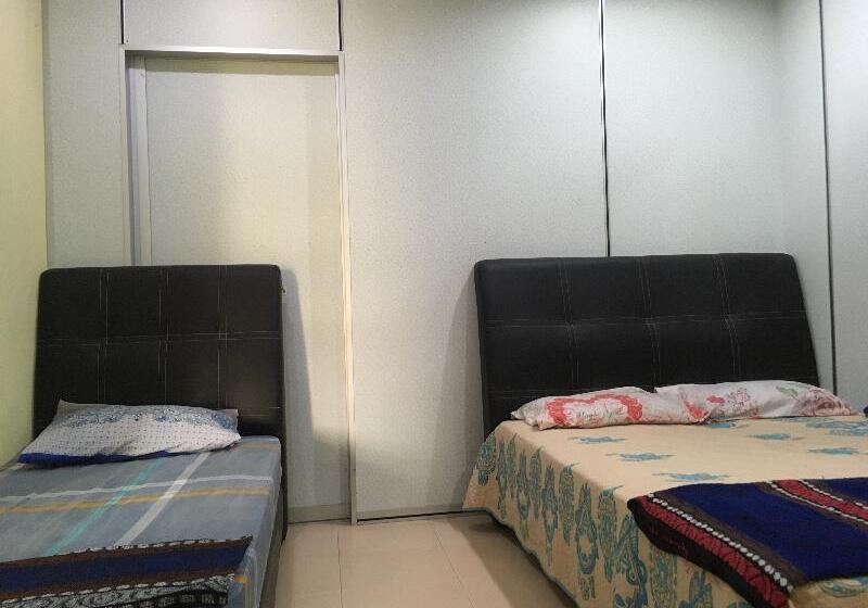 اتاق استاندارد سه نفره, Spot On 89857 Azra Inn Rumah Tumpangan