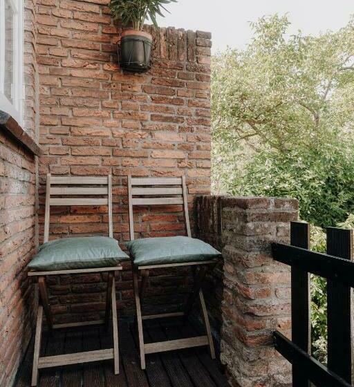 キングサイズベッドのデラックススイート, Zen B&b