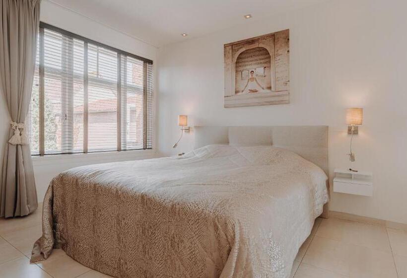 キングサイズベッドのデラックススイート, Zen B&b