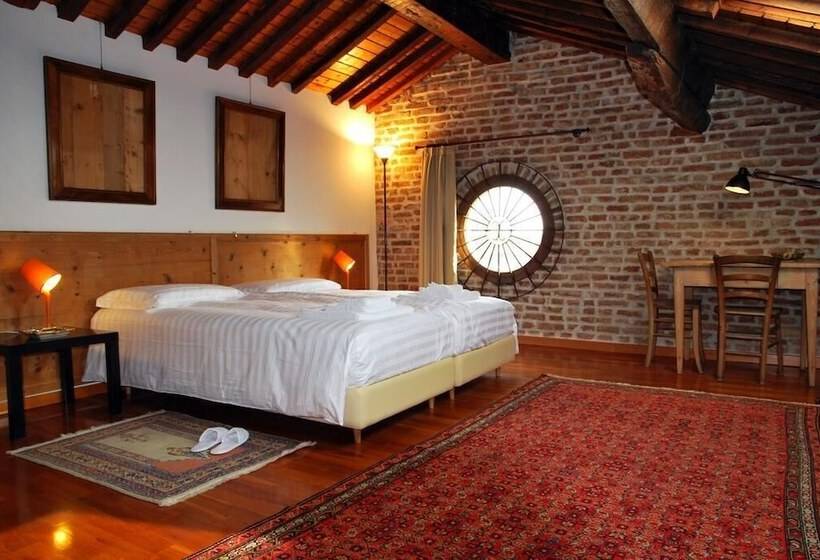 Chambre Triple Standard, Palazzo Raspanti