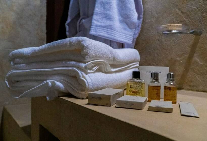 جناح بريميوم, Casa Septem