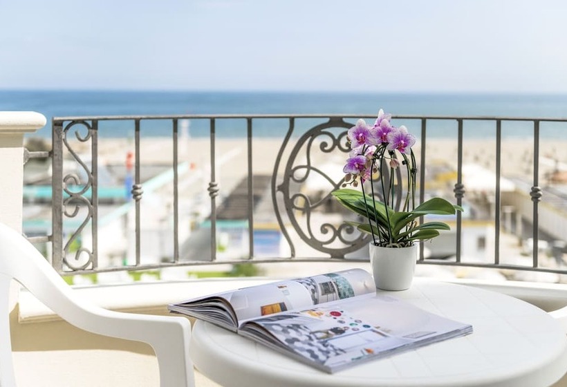 غرفة ديلوكس مطلّة علي البحر, Riviera