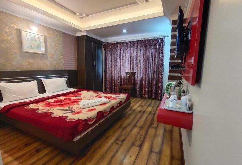 חדר דלוקס, Berries