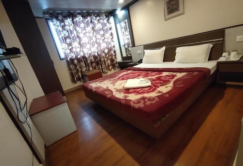 חדר דלוקס, Berries