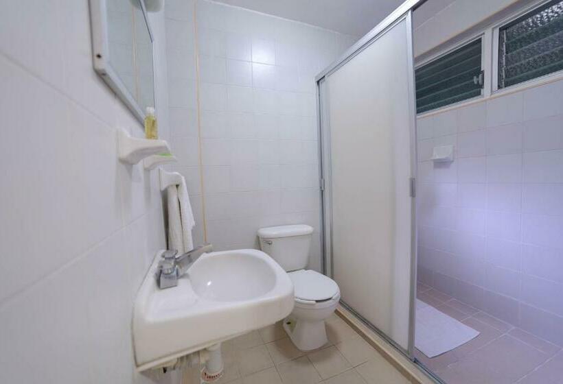 חדר סטנדרט, Plaza