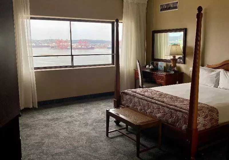 キングサイズベッドのスタンダードルーム, Best Western Hazlet Inn