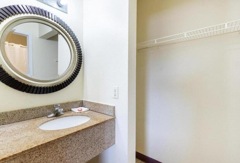 غرفة قياسية سرير كينج, OYO Hotel San Antonio Lackland near Seaworld