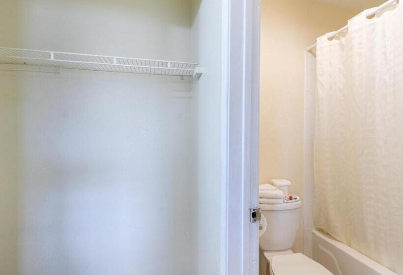 غرفة قياسية سرير كينج, OYO Hotel San Antonio Lackland near Seaworld