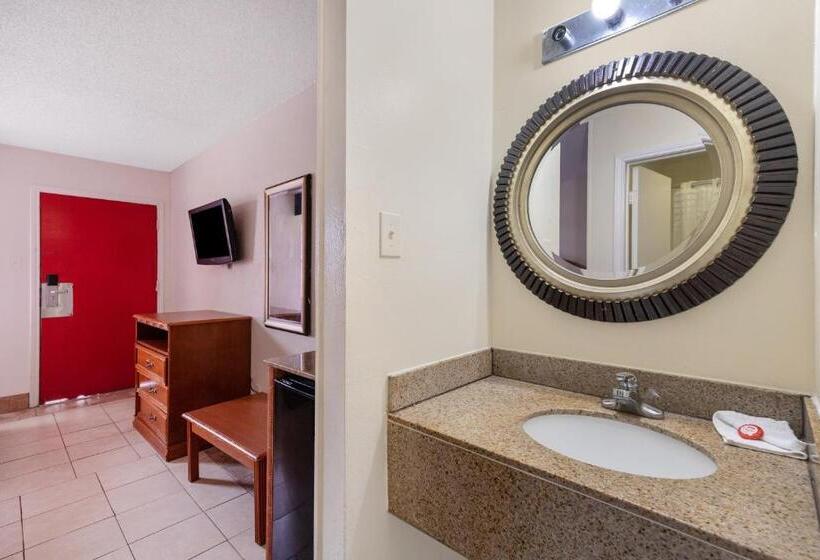 غرفه قياسيه سريرين مزدوجين, OYO Hotel San Antonio Lackland near Seaworld