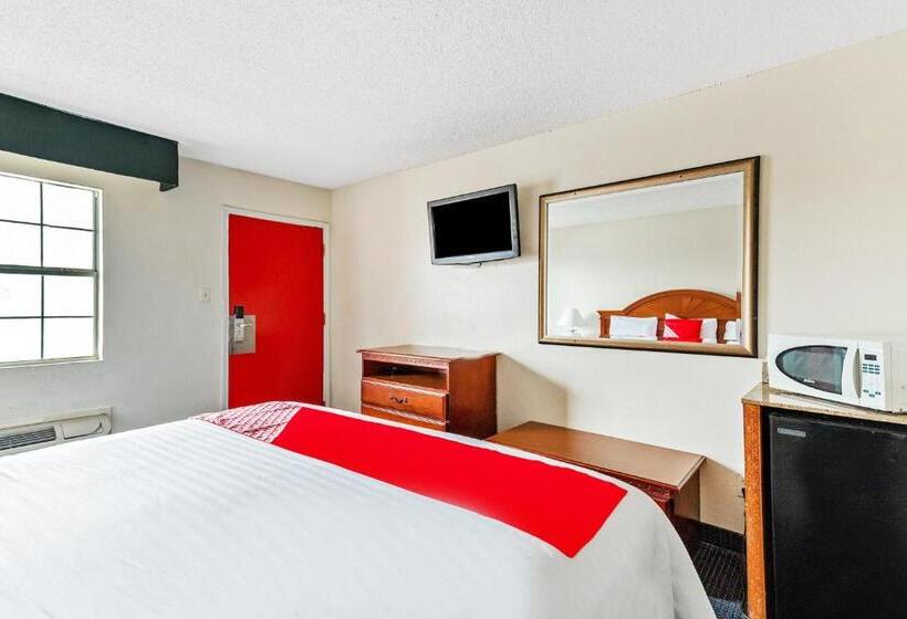 غرفة قياسية سرير كينج, OYO Hotel San Antonio Lackland near Seaworld