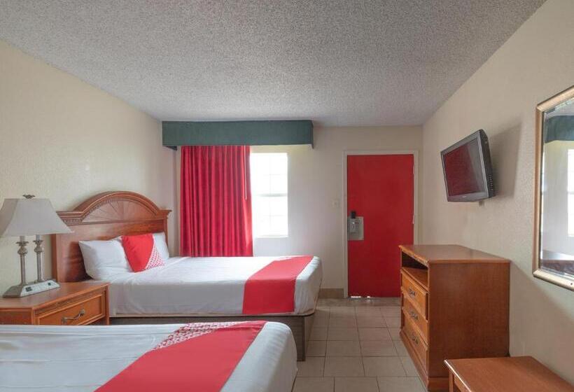 غرفه قياسيه سريرين مزدوجين, OYO Hotel San Antonio Lackland near Seaworld