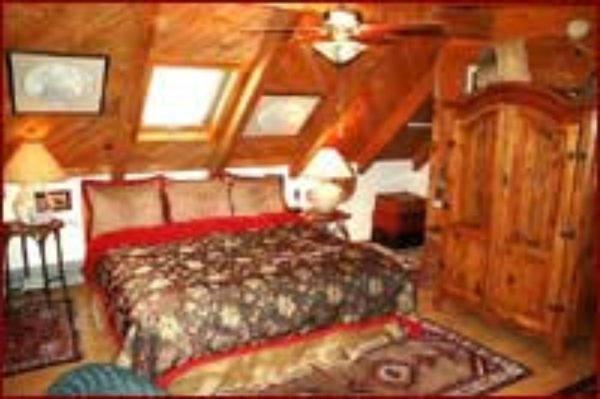 스탠다드 룸 킹사이즈 침대, Red Elephant Inn Bed And Breakfast