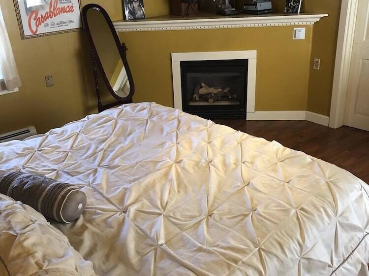 프리미엄 룸, Red Elephant Inn Bed And Breakfast