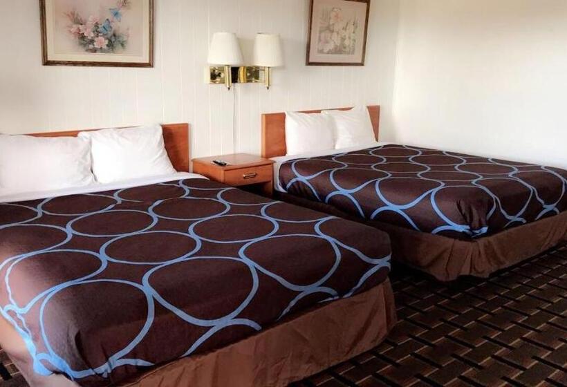 Номер Стандарт, Village Inn Salina