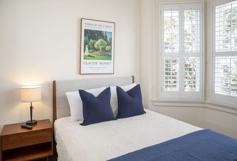 经济房, Washington Square Inn