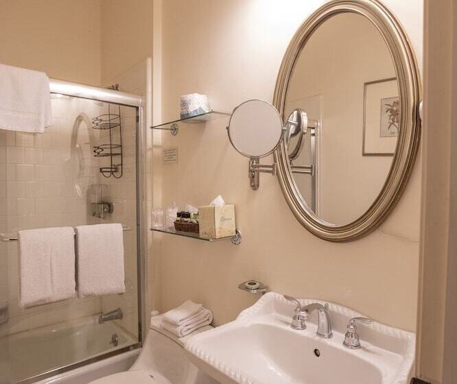 标准间, Washington Square Inn