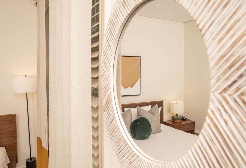 标准间, Washington Square Inn