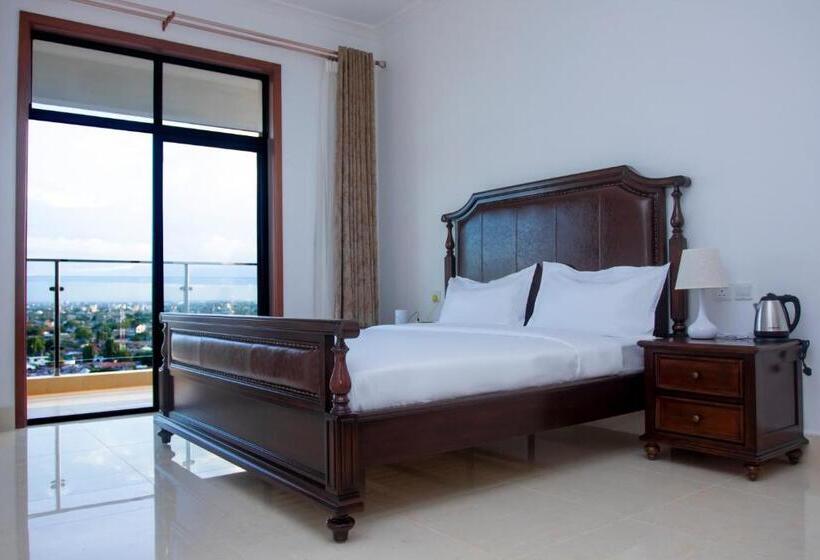 سوییت جونیور, Lark