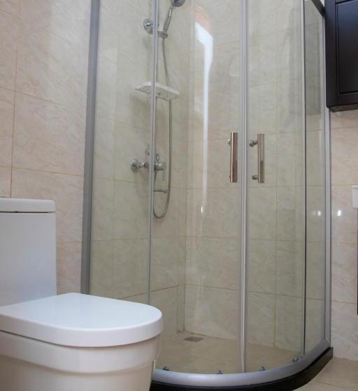 آپارتمان 1 خوابه, Lark