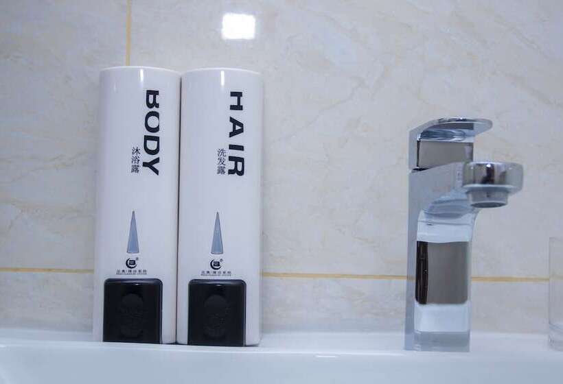 آپارتمان 1 خوابه, Lark